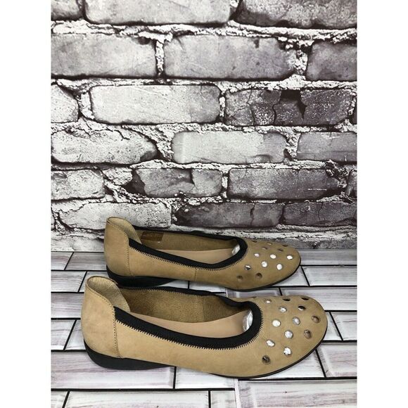 Aquitaine Brown Leather Perforated Ballet Flats Round Toe Shoes Women Sz 40EU/9M - Picture 14 of 16